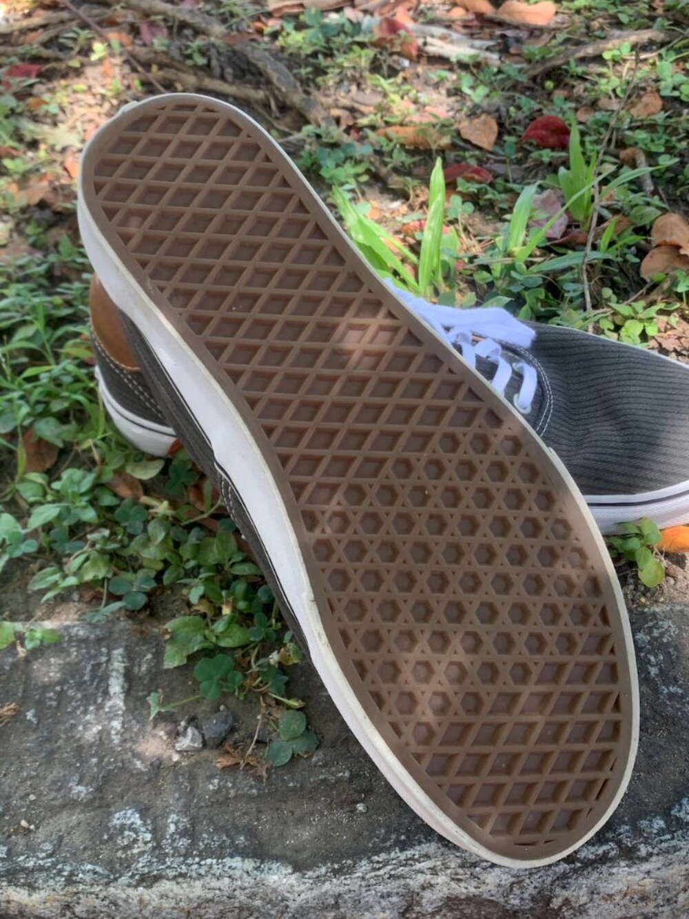 Vans Green Corduroy Canvas Skate Sneakers Classic Style- Olive - Picture 3 of 4
